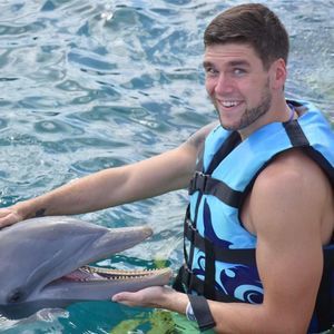 Meet your Posher, Grayson